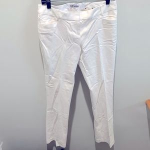 Express white columnist pants. Size 4 regular.